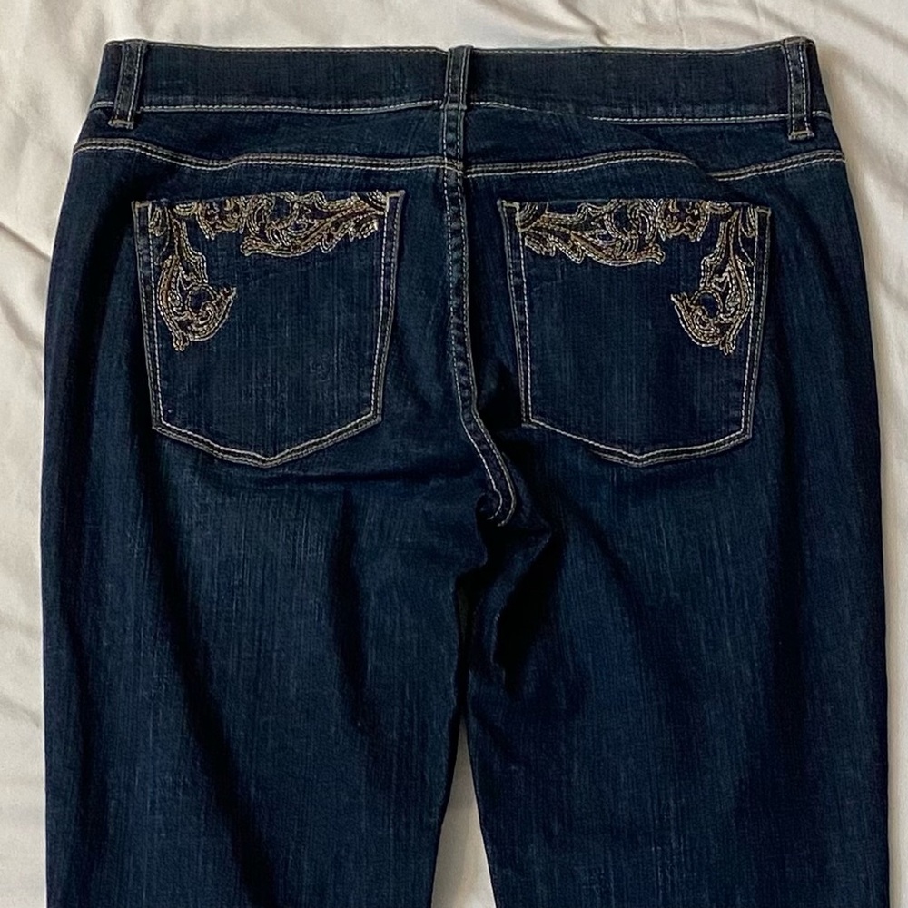 WHBM Women's Dark Blue Bootcut Flare Jeans with Floral Embroidery, Size 6 28" - Picture 3 of 8